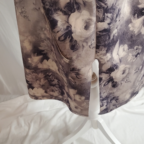 Anthropologie Solitaire Jacket Cardigan Womens Med. Faux Suede Floral Gray Open - Picture 6 of 10